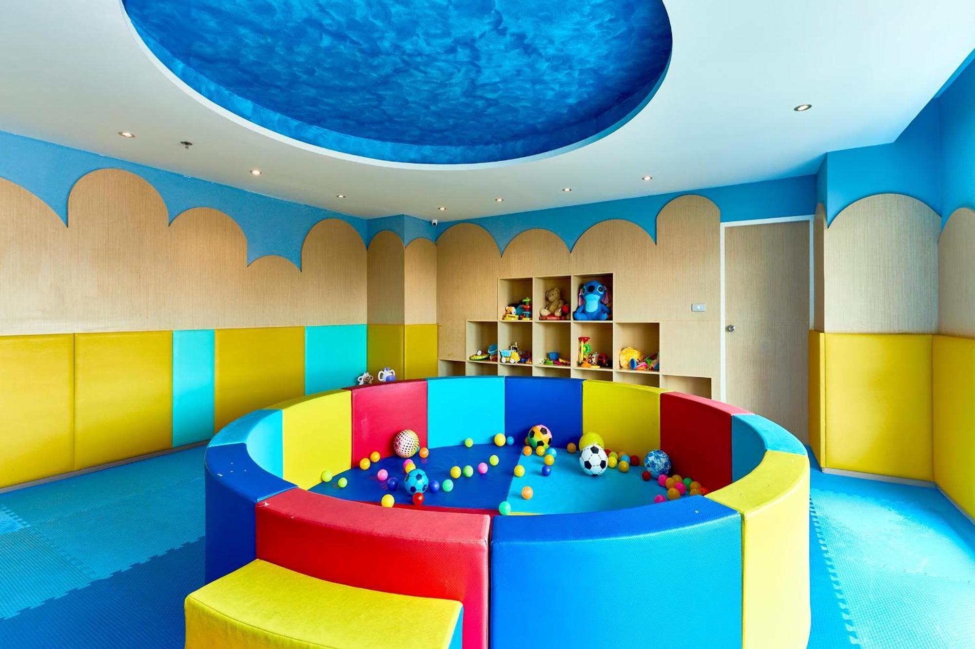 Grande Carribean L Family Stay L Pattaya L Luxury Views & Comfort Стая снимка