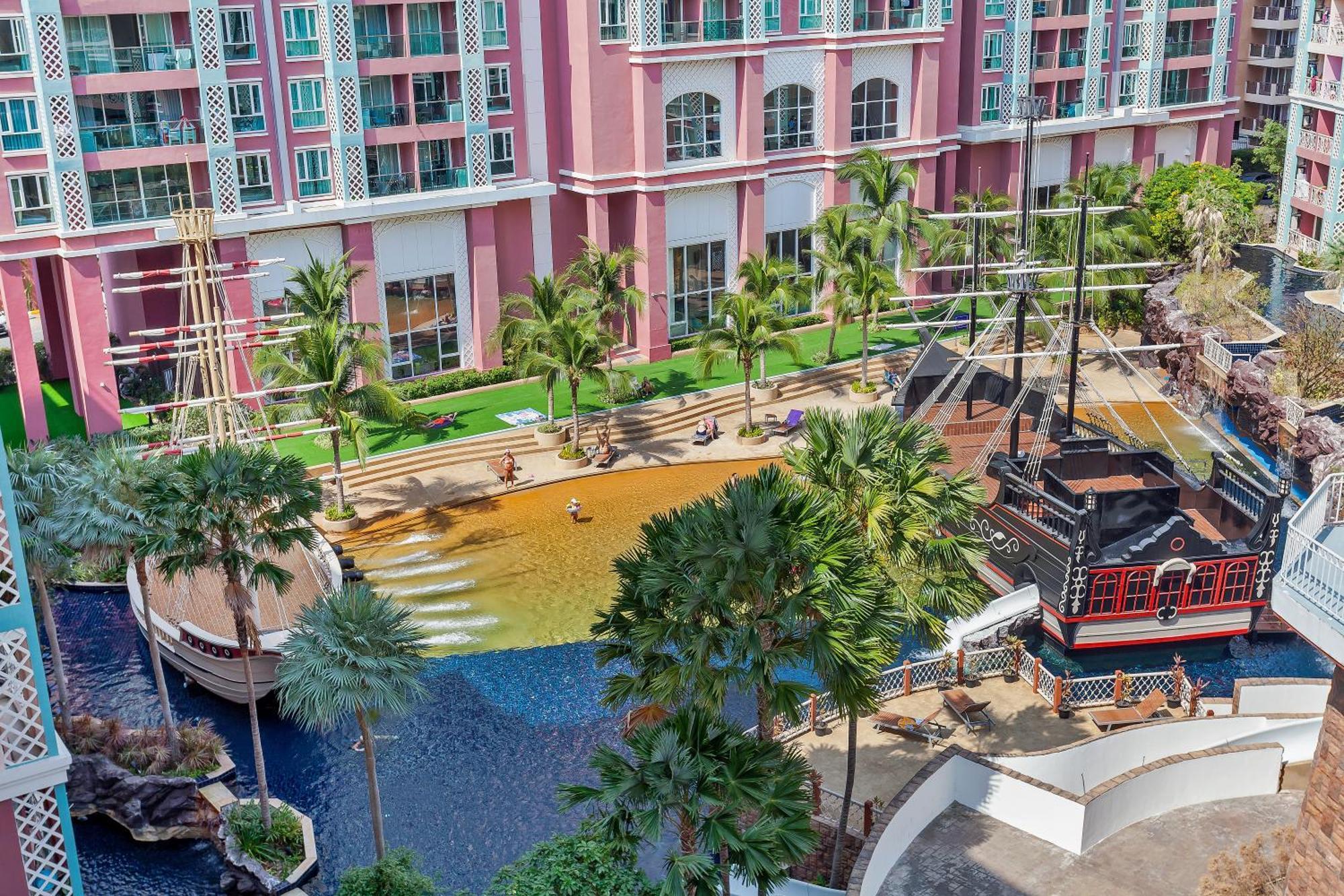 Grande Carribean L Family Stay L Pattaya L Luxury Views & Comfort Стая снимка